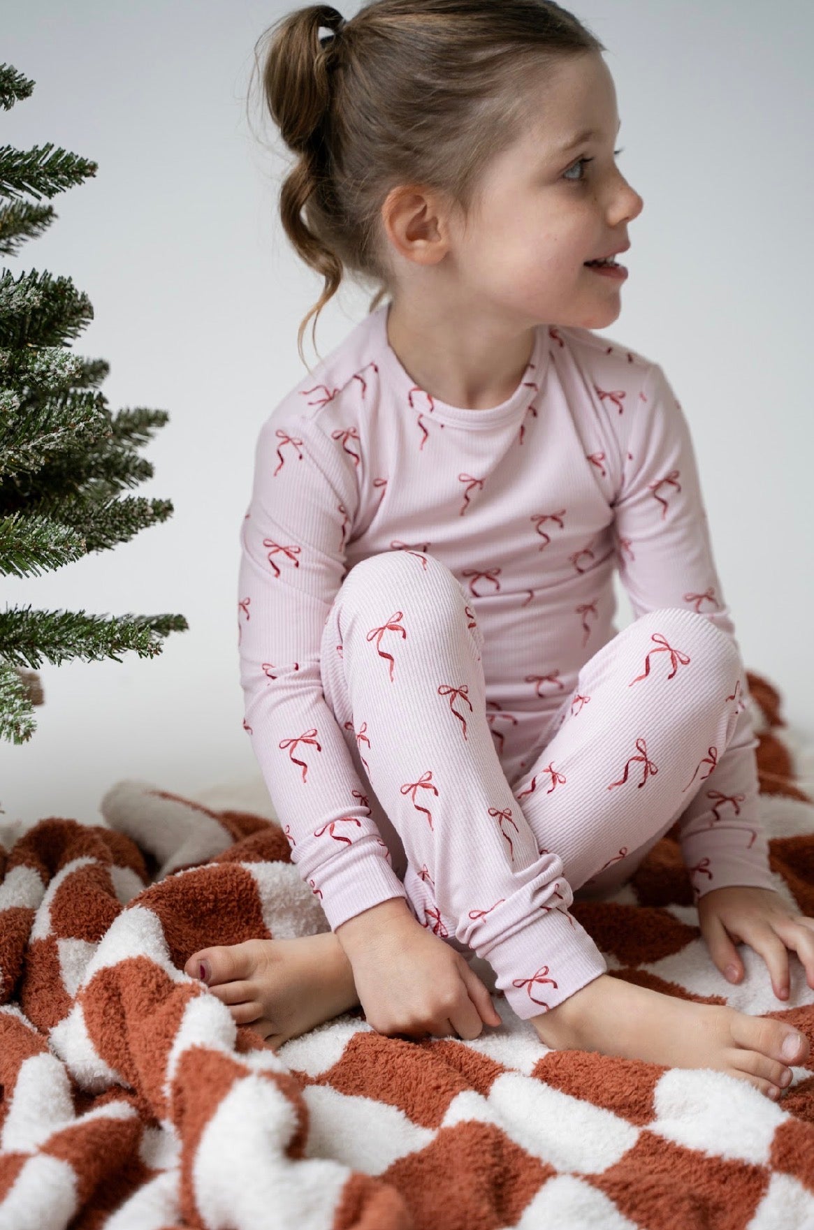 Holiday Bows Two-Piece Set