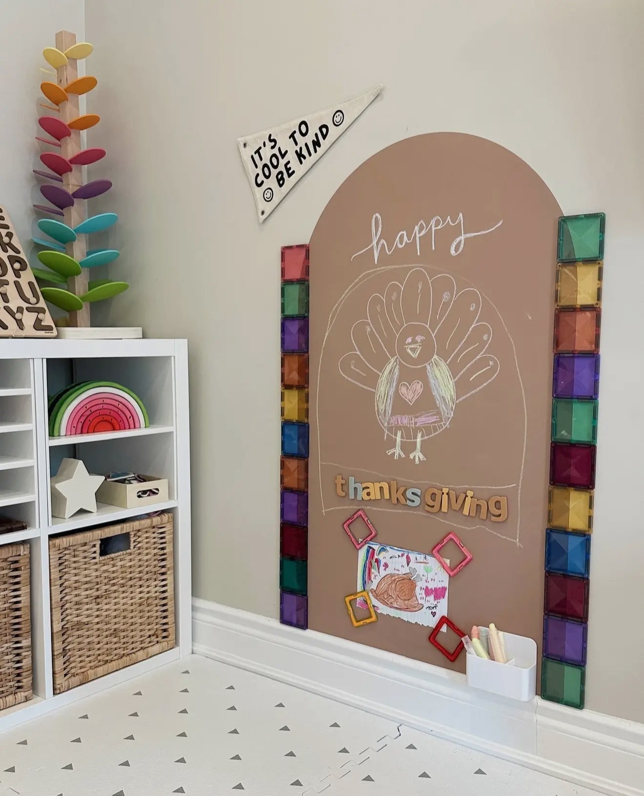 Magic Playwall-Arch