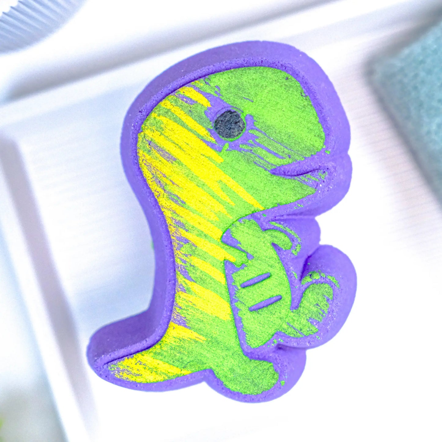 Dinosaur Discovery Bubble Bath Bomb with toy