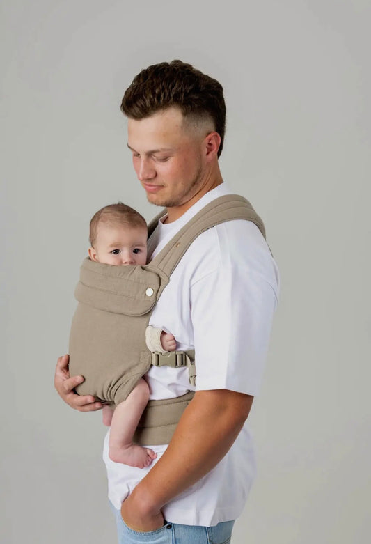 Monarch Buckle Carrier