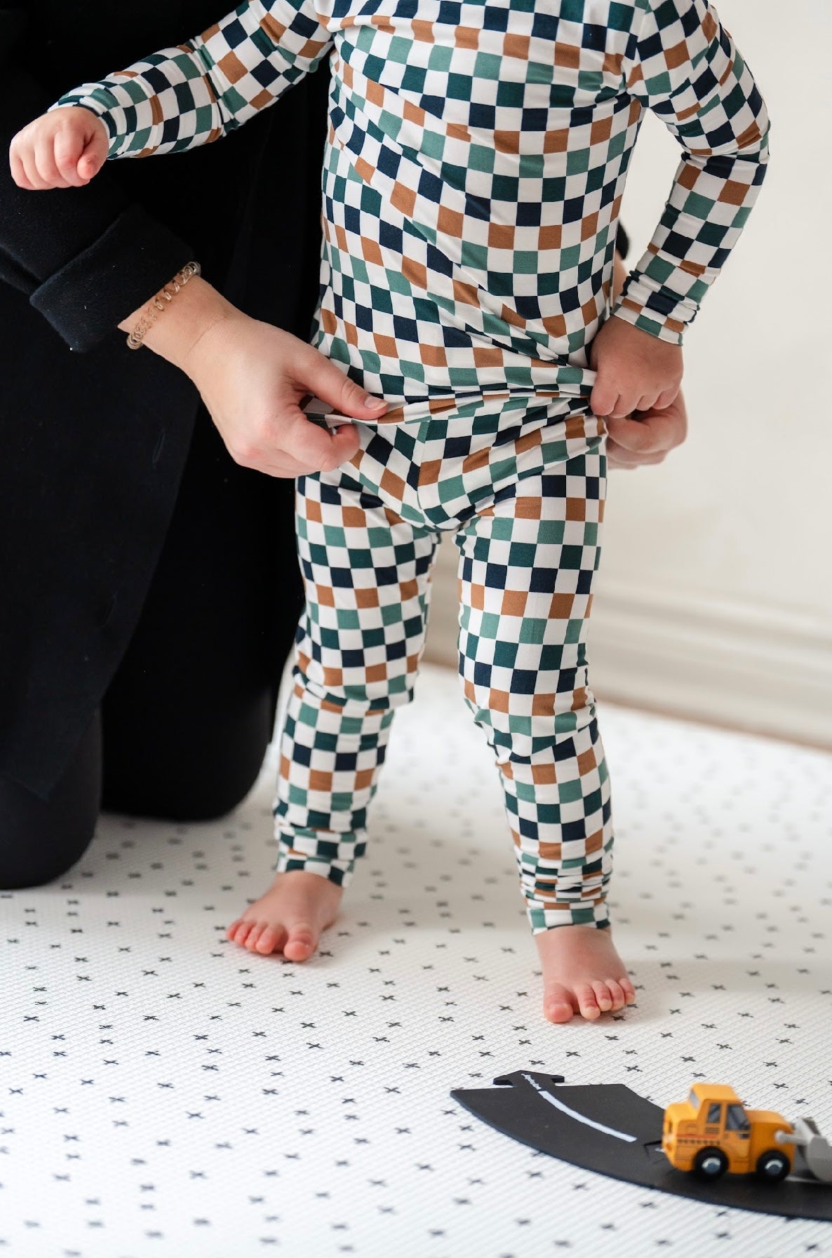 Multi Check 2-Piece Bamboo Set