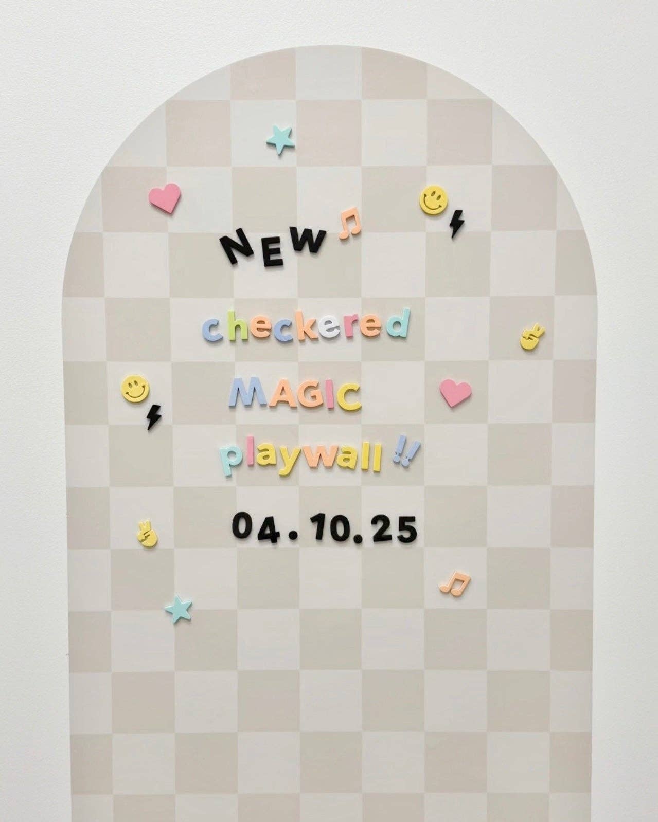 MEGA Magic Playwall
