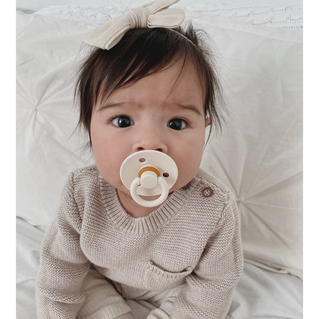 Itzy Soother™ Natural Rubber Paci Set- Toast & Coconut (6-18m)