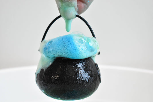 Bubbling Cauldron Halloween Bath Bomb - Witchy